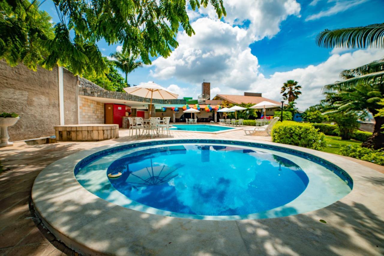 Hotel Tres Palmeiras กราวาตา ภายนอก รูปภาพ