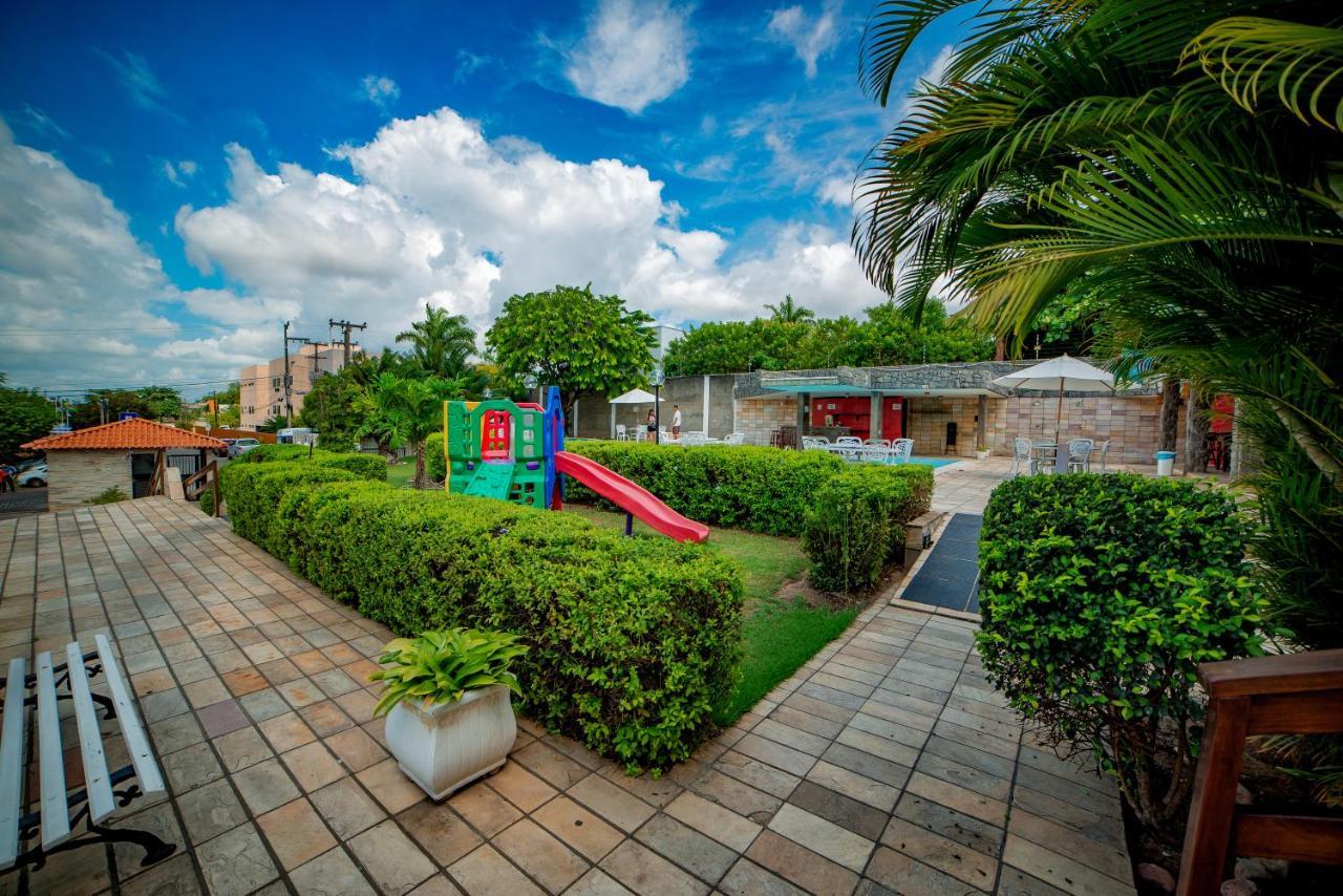 Hotel Tres Palmeiras กราวาตา ภายนอก รูปภาพ